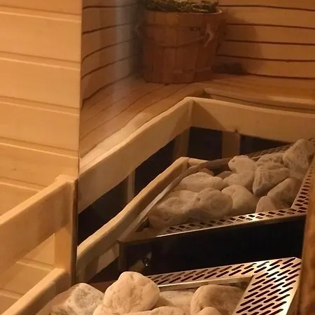 Bed & Breakfast Bear *